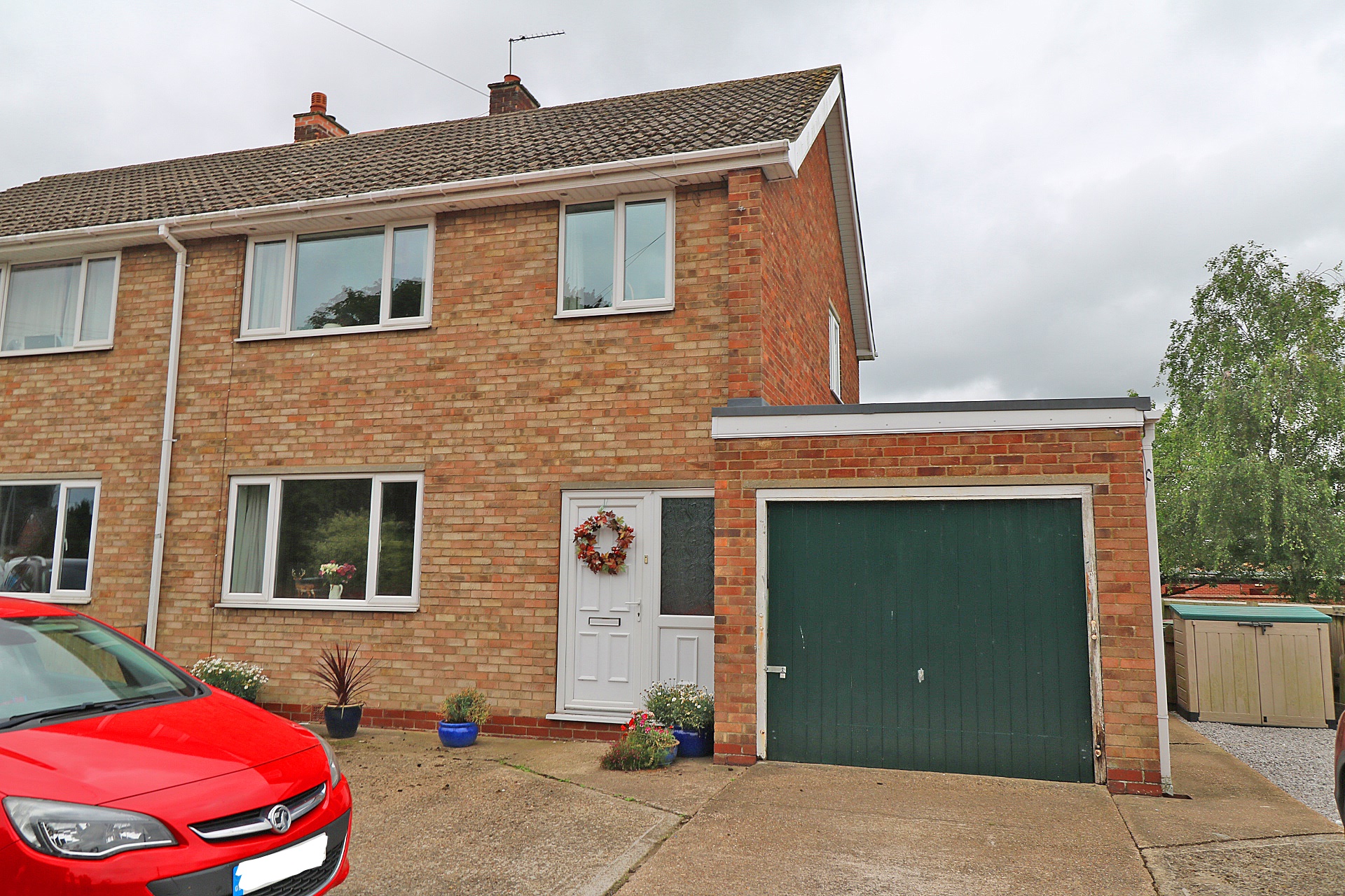 5 Station Road, Epworth, Doncaster. DN9 1JU Keith Clough Estate Agents