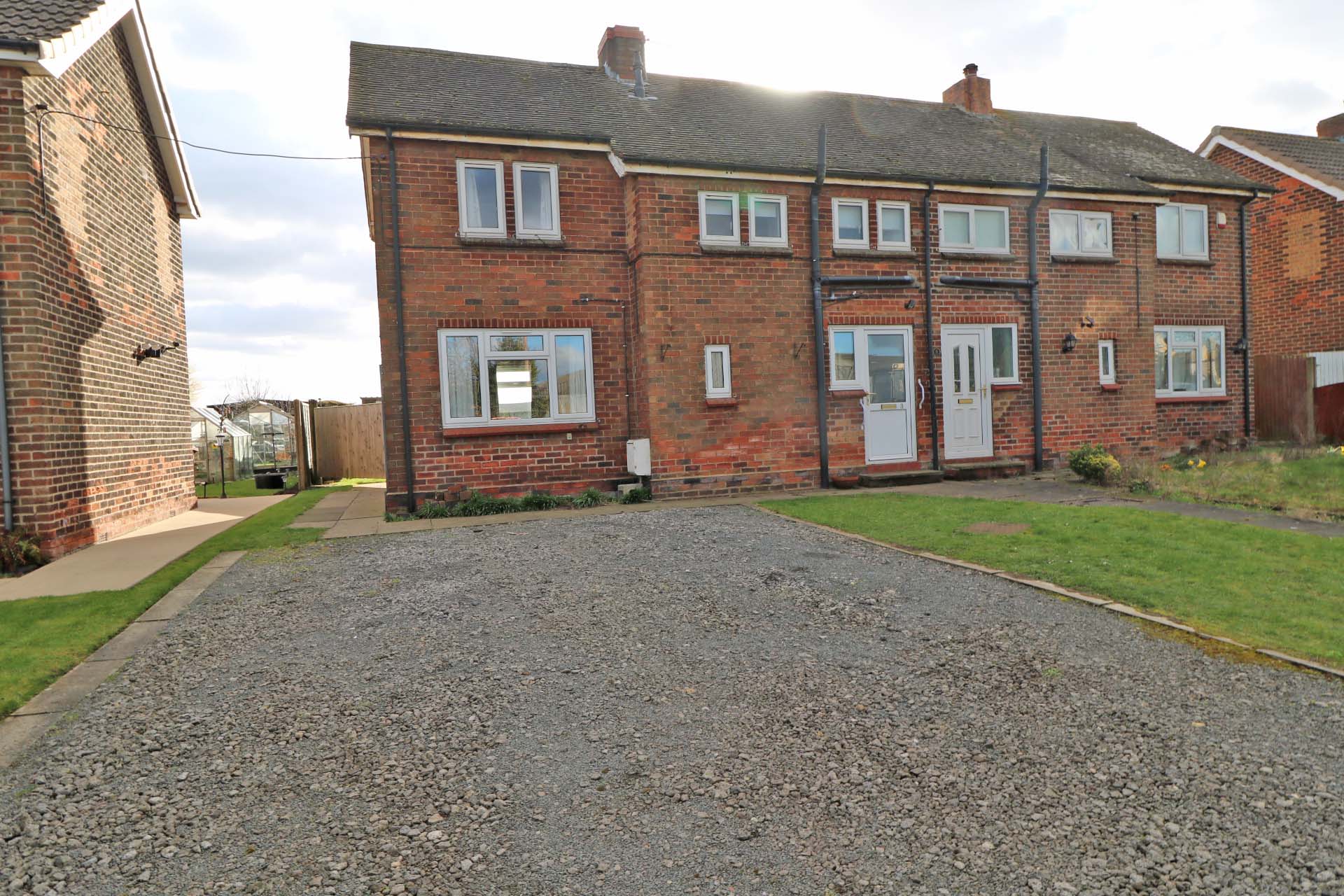 3 BROOK TERRACE, WROOT, DONCASTER, DN9 2BY Keith Clough Estate Agents