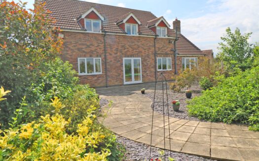 Three Falls, Marsh Road, Crowle. DN17 4EU