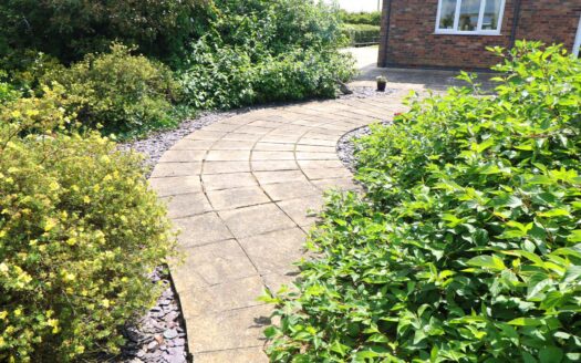 Three Falls, Marsh Road, Crowle. DN17 4EU