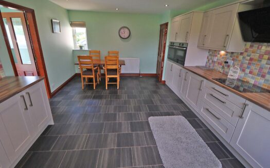 Three Falls, Marsh Road, Crowle. DN17 4EU