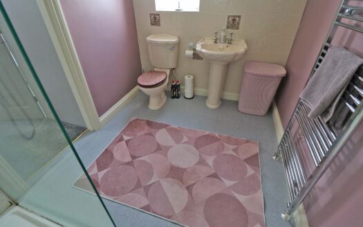 Three Falls, Marsh Road, Crowle. DN17 4EU
