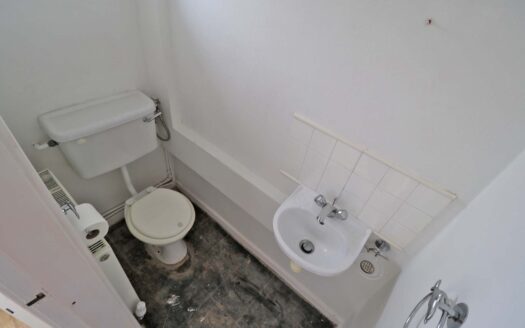 64 FIELDSIDE, EPWORTH, DN9 1DP