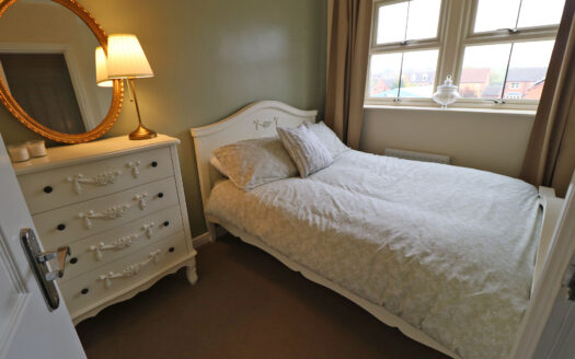 11 HARRIS GARDENS, EPWORTH, DN9 1GX