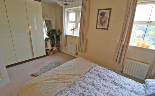 11 HARRIS GARDENS, EPWORTH, DN9 1GX