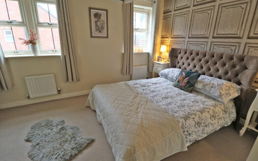 11 HARRIS GARDENS, EPWORTH, DN9 1GX