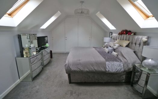 30 Christophers Meadow, West Butterwick, DN17 3BF