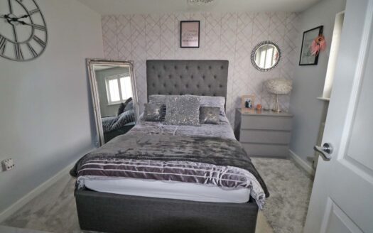 30 Christophers Meadow, West Butterwick, DN17 3BF