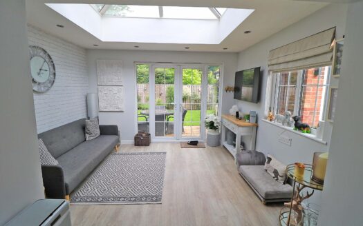 30 Christophers Meadow, West Butterwick, DN17 3BF