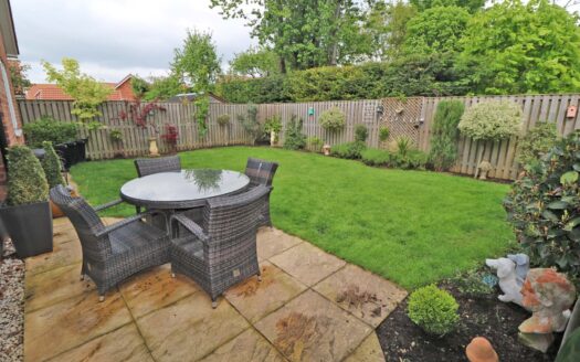 30 Christophers Meadow, West Butterwick, DN17 3BF
