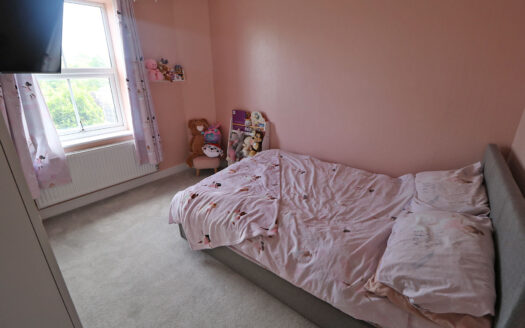 24 ASQUITH AVENUE, EALAND, DN17 4JH