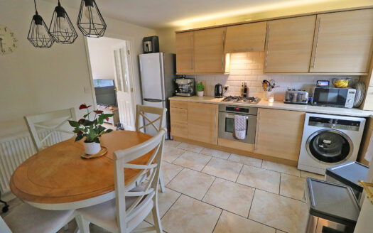 24 Woodcross Avenue, Scunthorpe, DN16 3FG