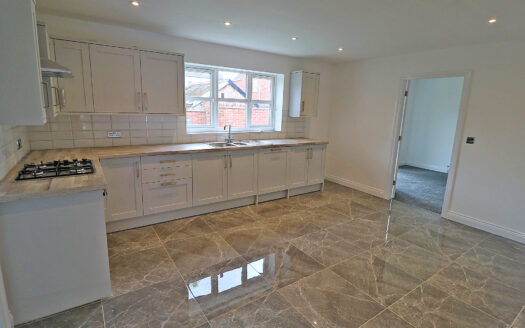 6 HARRIS VIEW, EPWORTH, DN9 1GJ