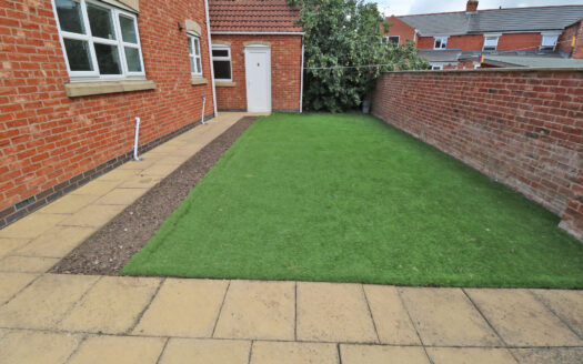 6 HARRIS VIEW, EPWORTH, DN9 1GJ