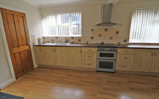 39 BLOW ROW, EPWORTH, DN9 1HP