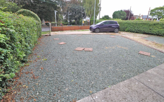 39 BLOW ROW, EPWORTH, DN9 1HP