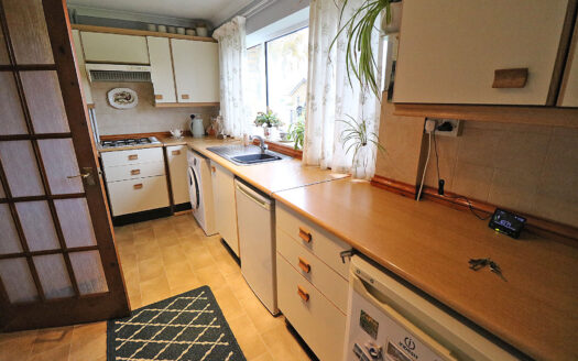 9 Lockwood Bank, Epworth, DN9 1JH