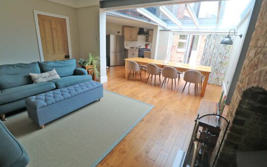 3 ALBION HILL, EPWORTH, DN9 1HD