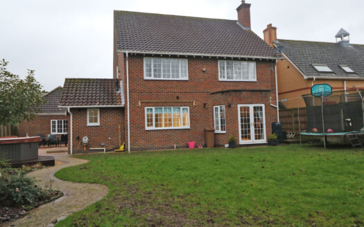 ‘The Lodge’ 16 Millers Brook, Belton, DN9 1WA