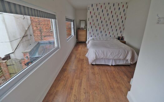 3 ALBION HILL, EPWORTH, DN9 1HD