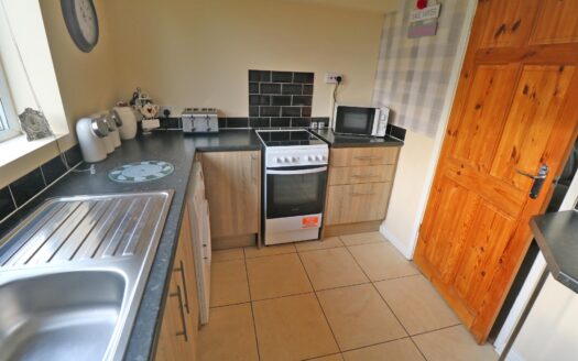 24 Hallcroft Road, Haxey, Doncaster, DN9 2HP