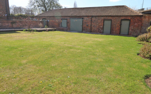 Spen Lea, 317 Wharf Road, Ealand, DN17 4JW