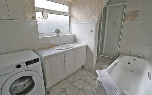 The Gables, Upperthorpe Road, Westwoodside, DN9 2AQ