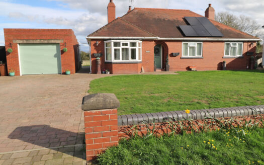 RIVERDALE, BAGSBY ROAD, OWSTON FERRY, DN9 1AJ