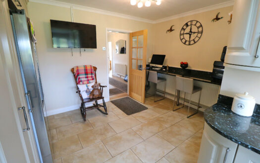 RIVERDALE, BAGSBY ROAD, OWSTON FERRY, DN9 1AJ