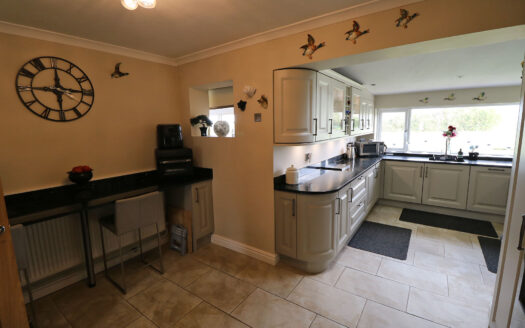 RIVERDALE, BAGSBY ROAD, OWSTON FERRY, DN9 1AJ