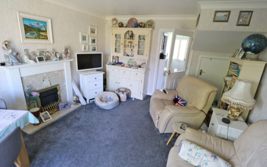 11 CHERRY TREE GARDENS, CROWLE, DN17 4GG