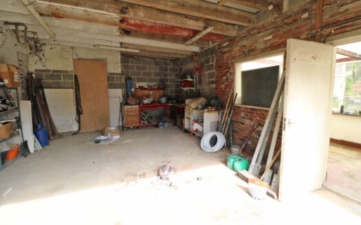 37 LOW STREET, HAXEY, DN9 2LE