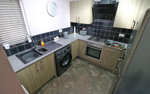 8 Wolds Close, Crowle, DN17 4BB