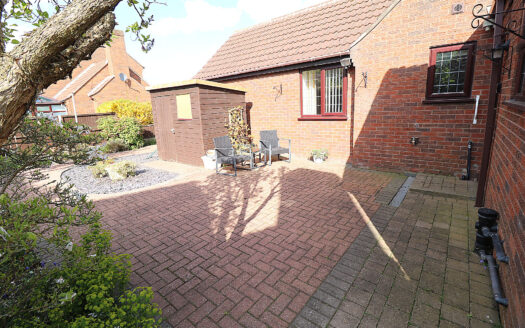 Corner Croft, 2 Vinegarth, Epworth, DN9 1SW