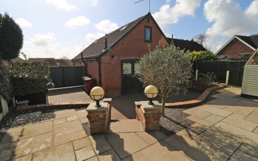 8 Hunters Croft, Haxey, DN9 2NX