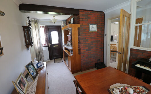 Corner Croft, 2 Vinegarth, Epworth, DN9 1SW