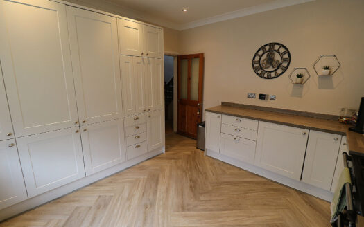 37 LOW STREET, HAXEY, DN9 2LE