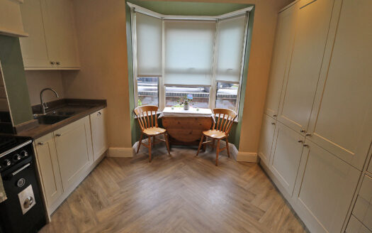 37 LOW STREET, HAXEY, DN9 2LE