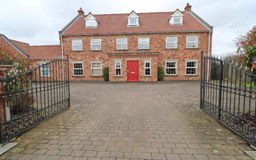 Willow Grange, Woodhouse, Belton, DN9 1QH