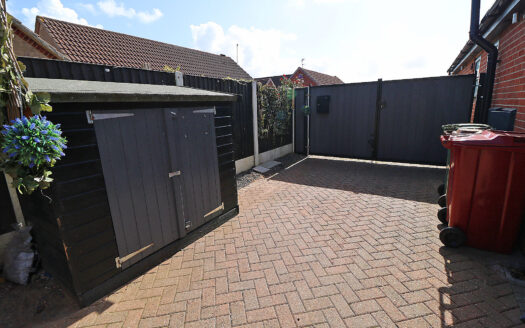 8 Hunters Croft, Haxey, DN9 2NX