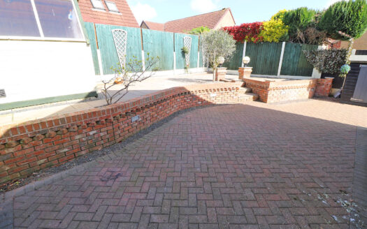 8 Hunters Croft, Haxey, DN9 2NX