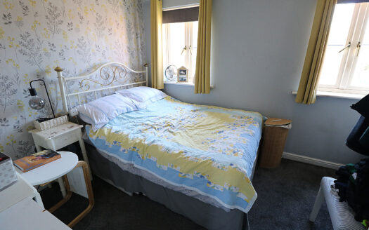 11 CHERRY TREE GARDENS, CROWLE, DN17 4GG