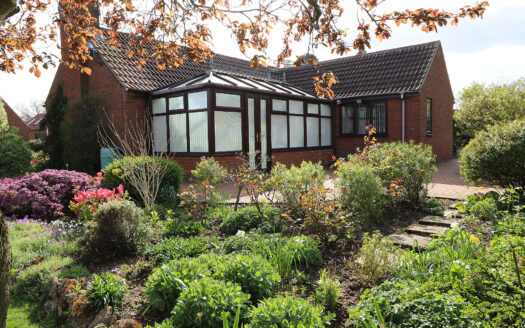 Corner Croft, 2 Vinegarth, Epworth, DN9 1SW