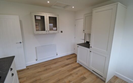 33 HIGH STREET, BELTON, DN9 1NJ