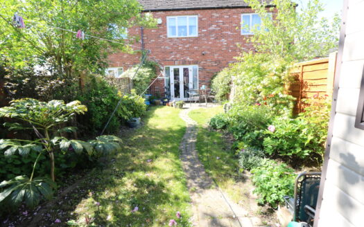 11 CHERRY TREE GARDENS, CROWLE, DN17 4GG
