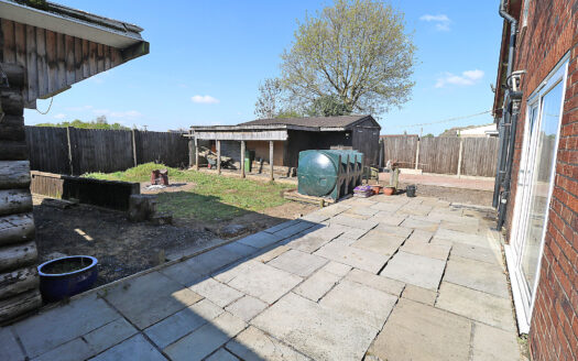 64 Godnow Road, Crowle, DN17 4EE