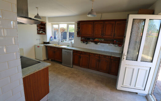 64 Godnow Road, Crowle, DN17 4EE