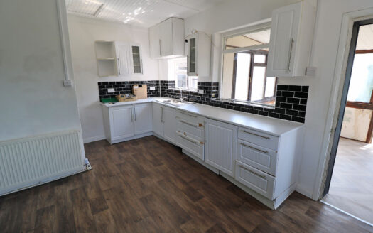 ASHFIELD LODGE, STOCKWITH ROAD, WALKERINGHAM, DN10 4JF