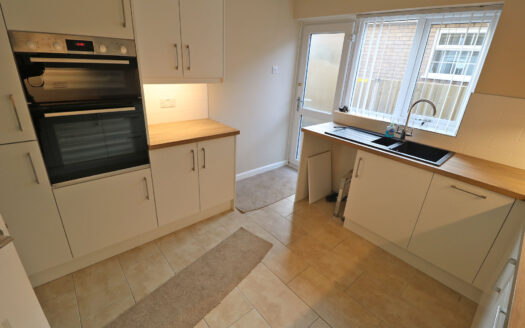 4 NEWLAND VIEW, EPWORTH ,DN9 1SH